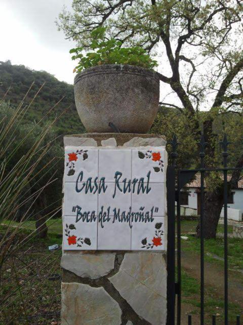 Hotel Enrique Calvillo 엘보스크 객실 사진